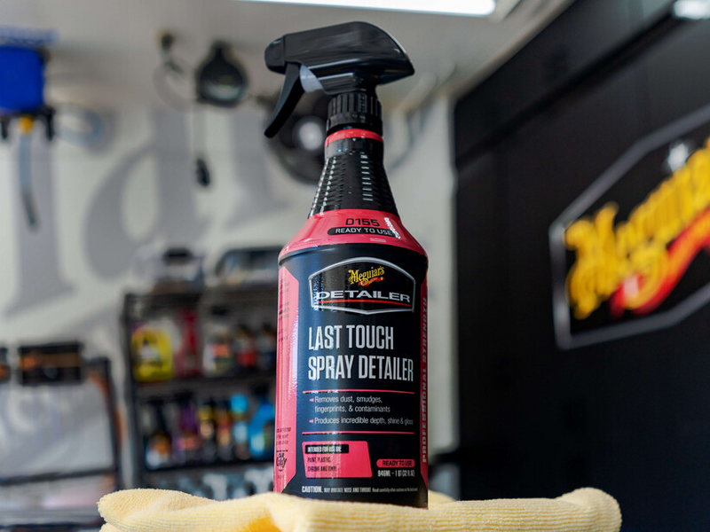 Детейлинг-спрей для ухода за поверхностью Meguiar's DRTU15532 Detailer Last Touch Spray 946мл 204323 DRTU15532 фото