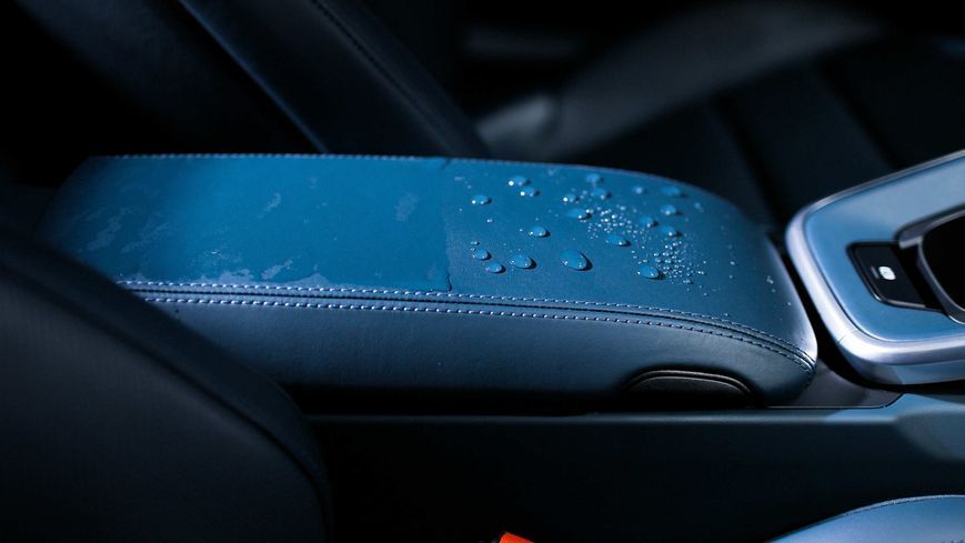 Керамическое покрытие для кожи GYEON Q&sup2; Leather Shield EVO 100 мл 213745 8809432677581 фото
