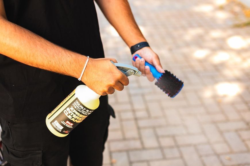 Щітка для чищення салону Detail Factory Interior Scrub Brush (Octane Underglow) Рожевий/Синій DEF-1072 фото