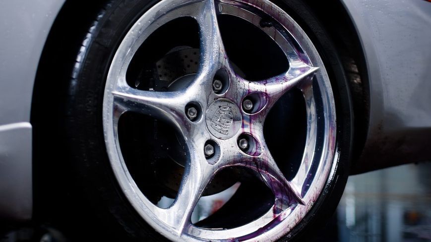 Очисник дисків від металів Gyeon Q&sup2;M Iron WheelCleaner REDEFINED 500мл 210619 8809432677949 фото